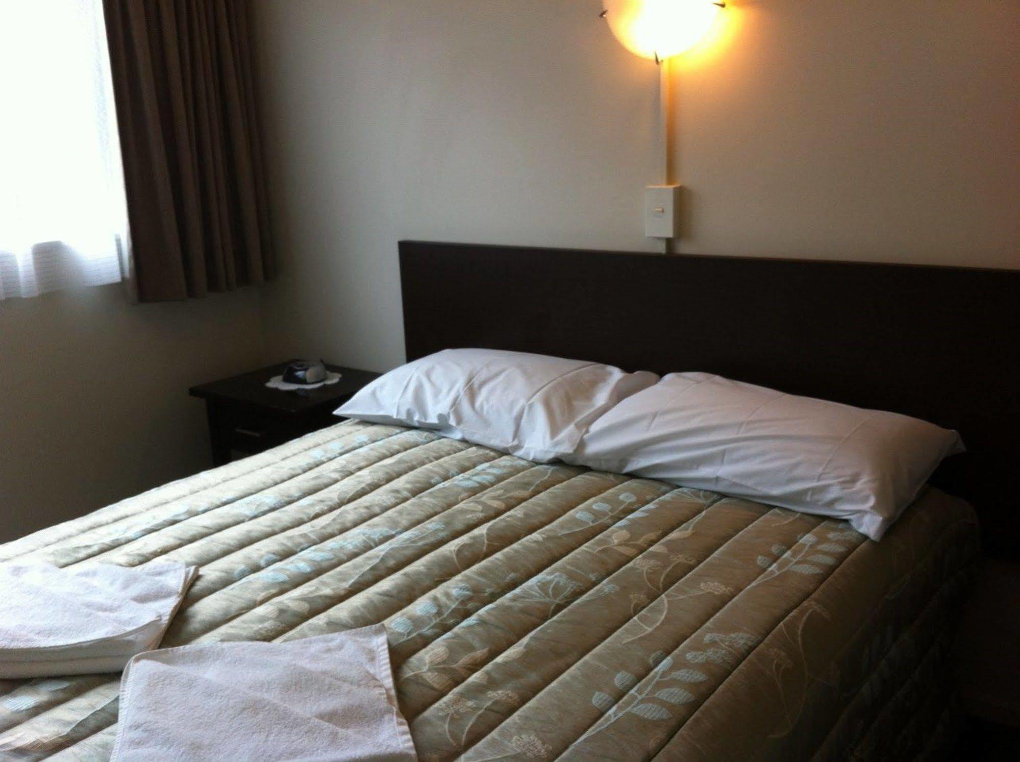 88 Wallace Court Motel Wellington Eksteriør billede